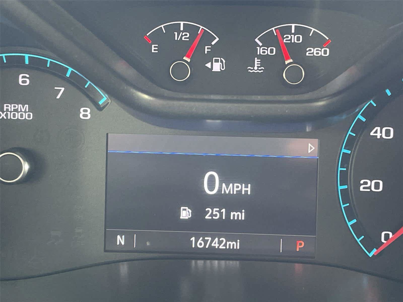 Used 2022 Chevrolet Colorado Z71 AWD/4WD image 30