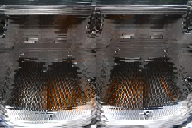 Used 2013 Audi A8 L 3.0T w/ Driver Assistance Pkg image 25