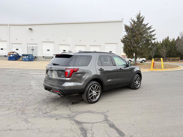 Used 2017 Ford Explorer Sport w/ Equipment Group 401A image 4