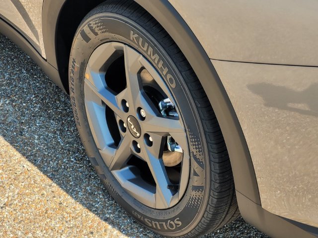 New 2026 Kia K4 FWD image 5