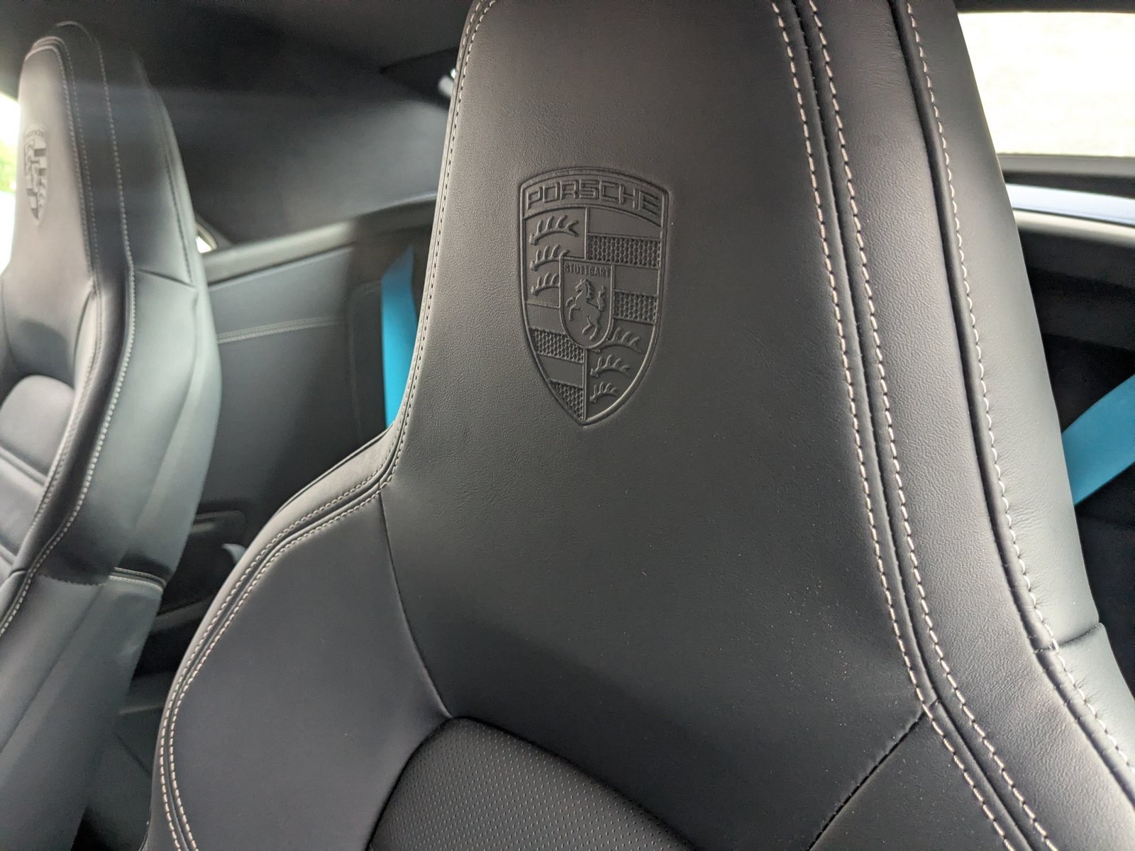 Certified 2025 Porsche 911 Carrera RWD image 30