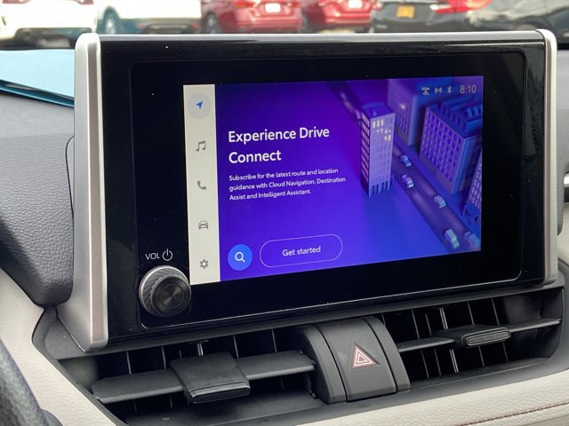 Used 2025 Toyota RAV4 XLE FWD image 38