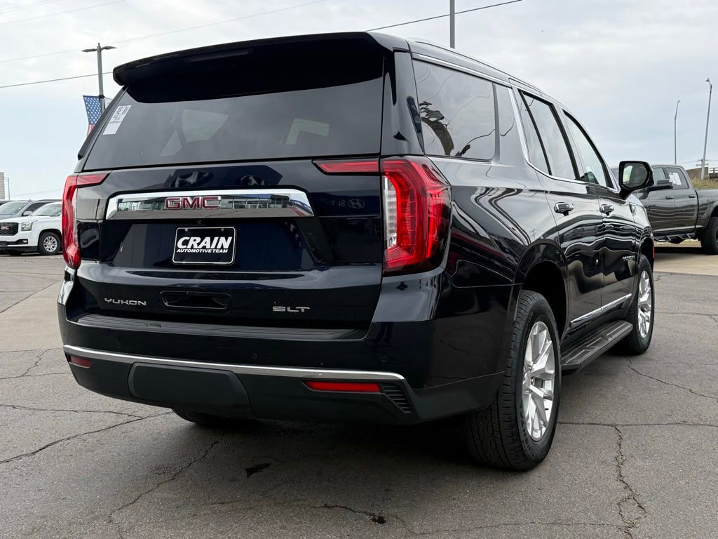 Used 2023 GMC Yukon SLT w/ SLT Premium Package image 7