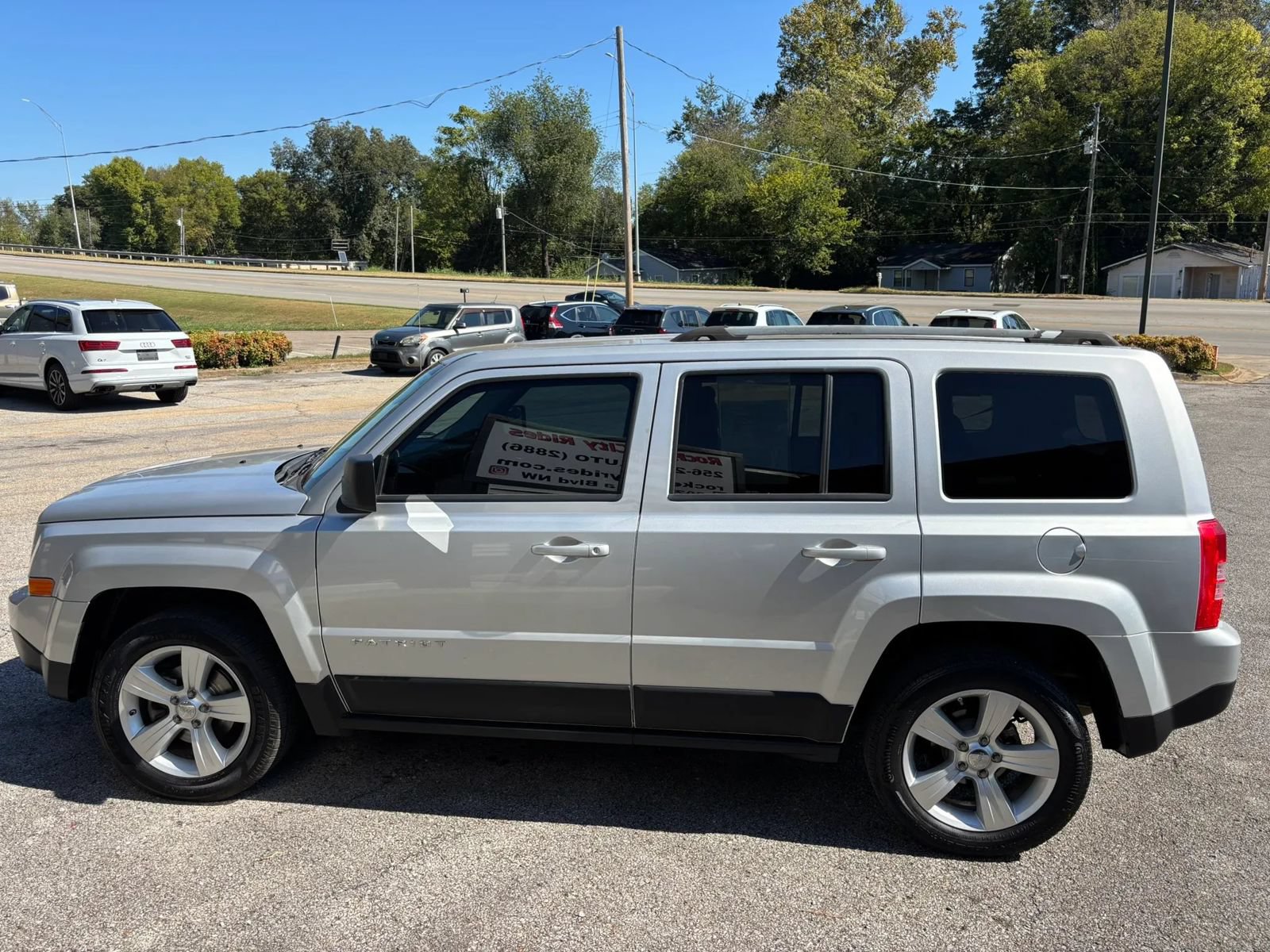 Used 2012 Jeep Patriot Limited FWD image 21