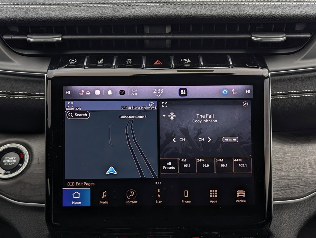 Used 2023 Jeep Grand Cherokee Limited image 37