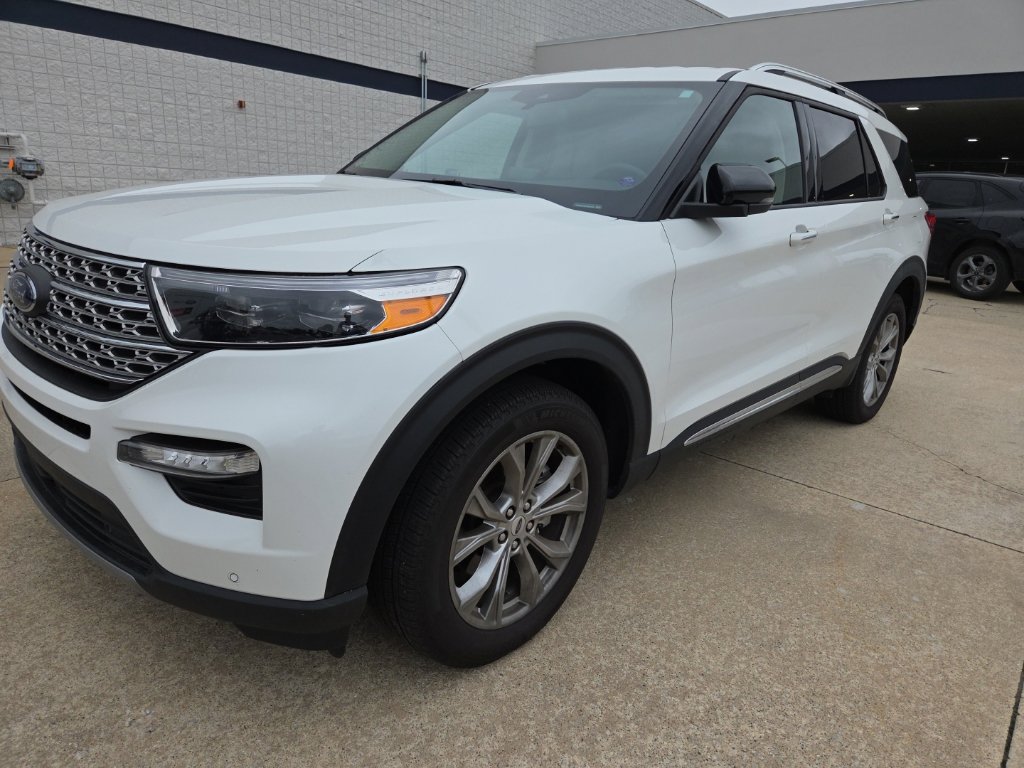 Certified 2023 Ford Explorer Limited w/ Limited Technology Package AWD/4WD image 1