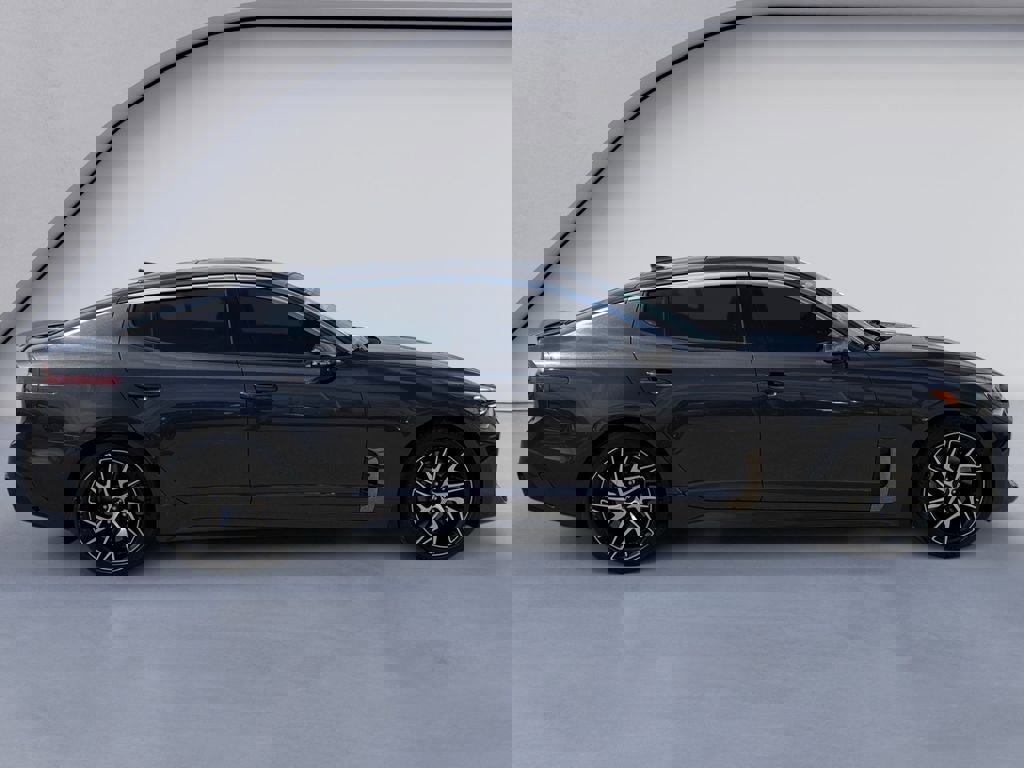 Used 2022 Kia Stinger GT-Line w/ Sun & Sound Package image 6