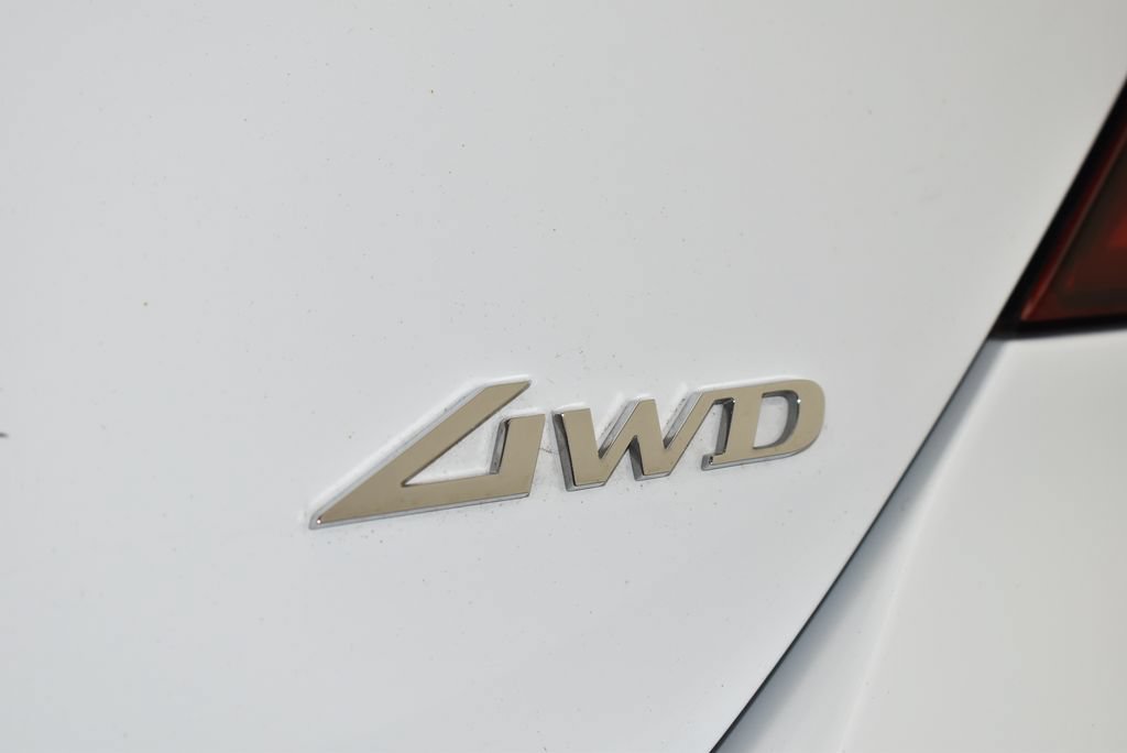 Used 2025 Genesis G70 2.5T AWD/4WD image 11