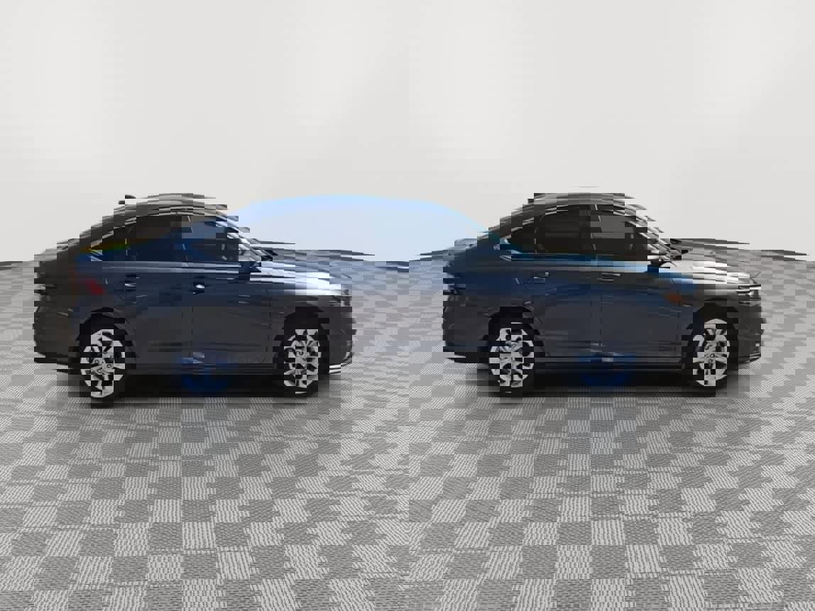 Certified 2025 Honda Accord LX image 9