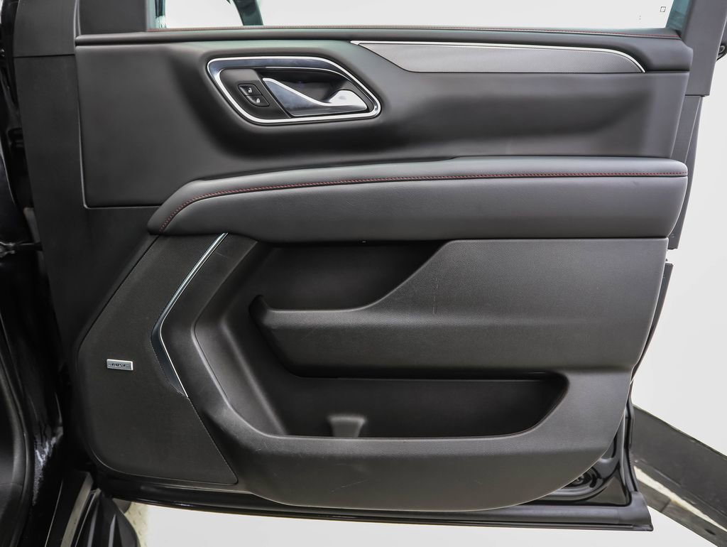 Used 2022 Chevrolet Tahoe RST w/ Sport Performance Package image 32