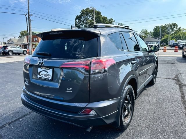 Used 2018 Toyota RAV4 LE w/ All Weather Liner Package AWD/4WD image 8