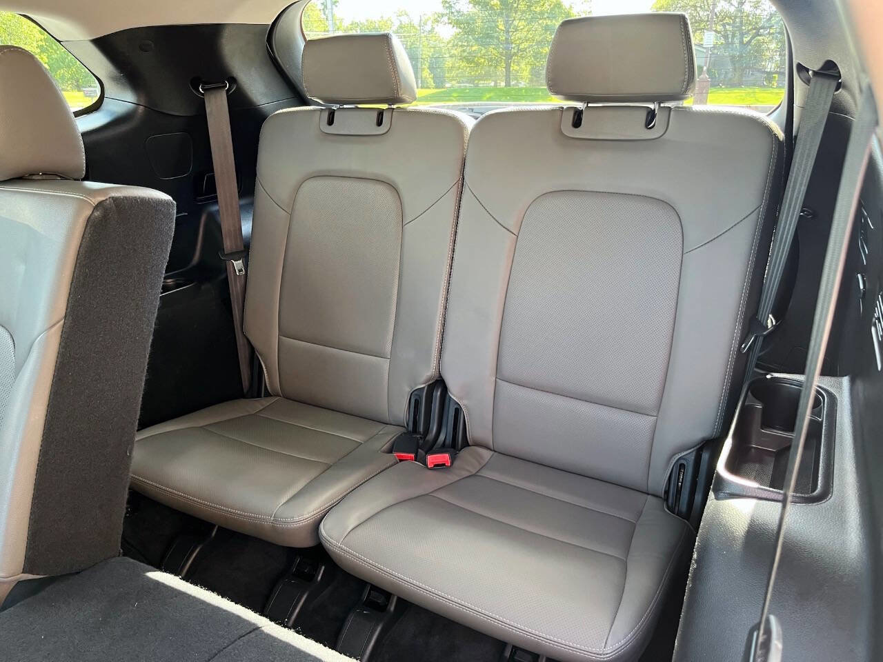 Used 2018 Hyundai Santa Fe SE w/ SE Premium Package 02 image 14