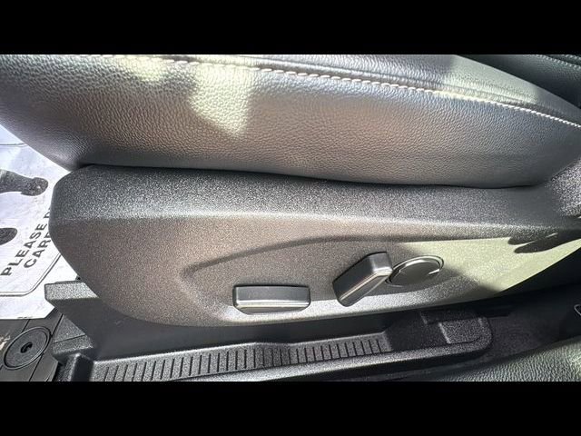 Certified 2023 Ford Edge SEL w/ Convenience Package AWD/4WD image 8