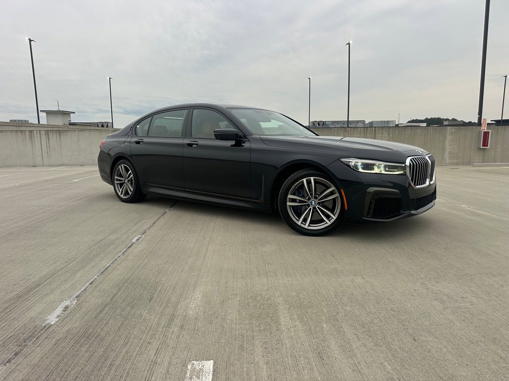 Used 2020 BMW 750i xDrive w/ Executive Package AWD/4WD image 2