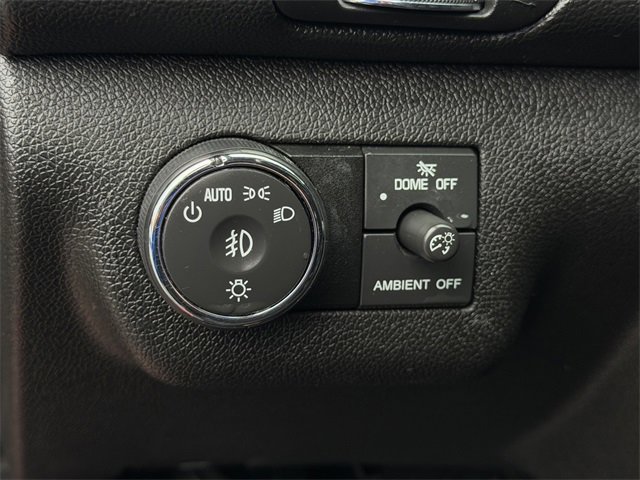 Used 2016 Chevrolet Traverse LT w/ Style and Technology Package image 21