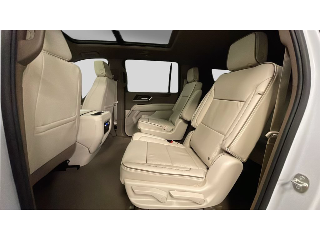 New 2026 GMC Yukon XL Denali w/ Sun & Power Step Package AWD/4WD image 14