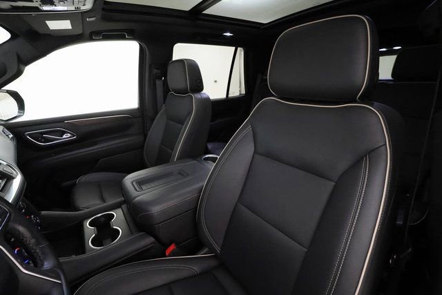 Used 2022 Chevrolet Tahoe Premier w/ Premium Package image 11