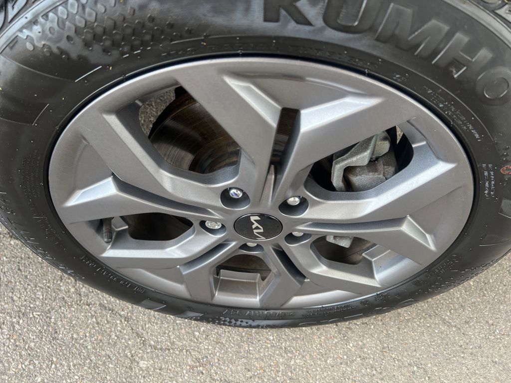 Certified 2024 Kia Seltos S AWD/4WD image 40