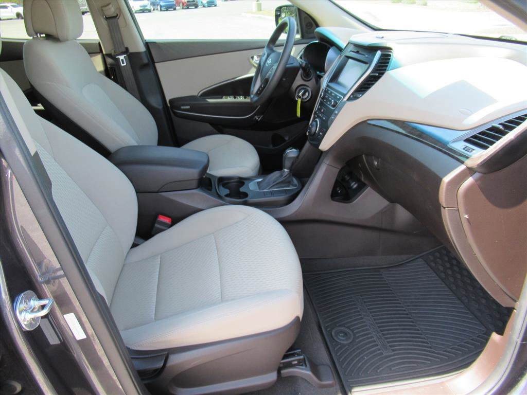 Used 2017 Hyundai Santa Fe Sport FWD image 10