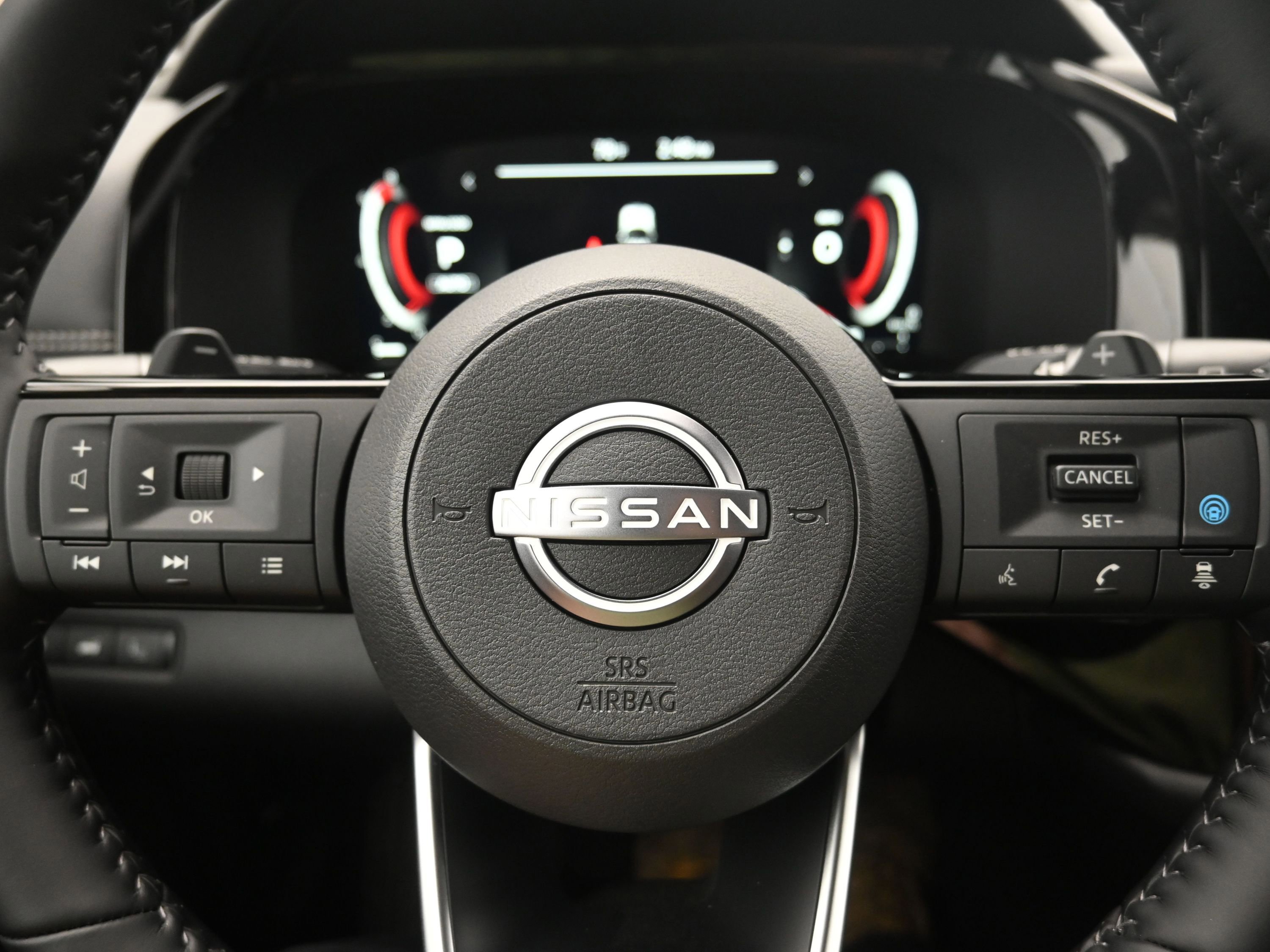 New 2025 Nissan Pathfinder Platinum w/ Cargo Package image 14