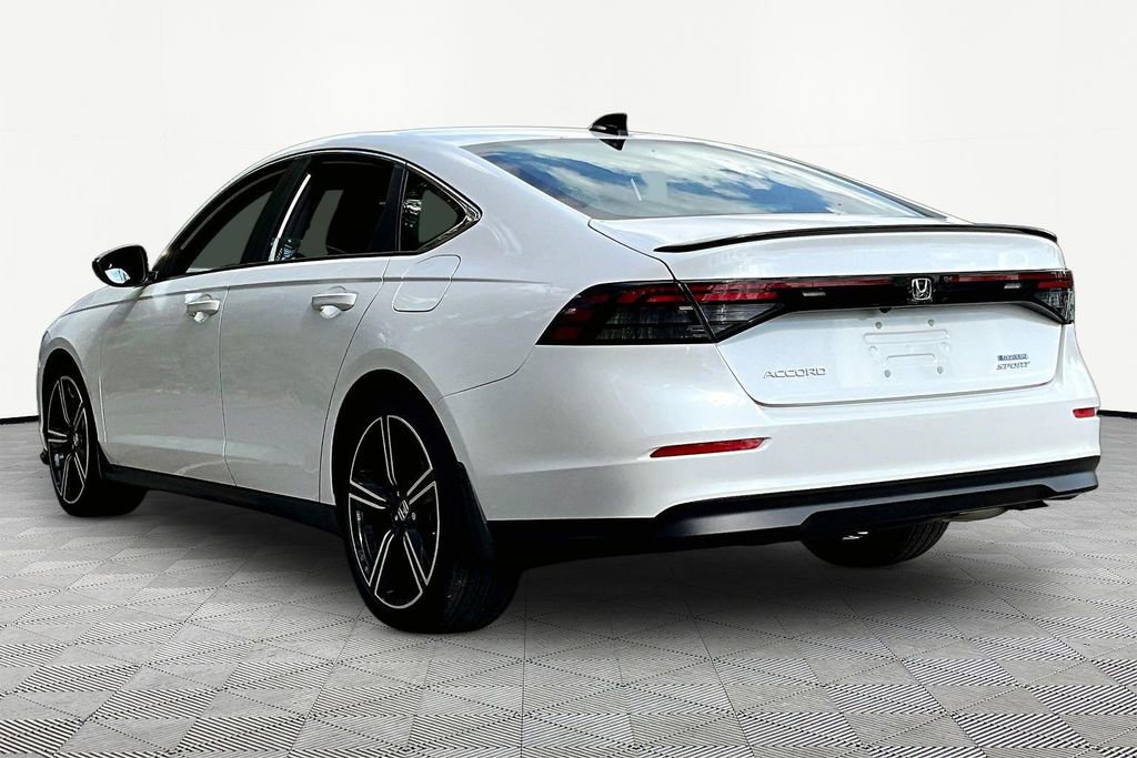 Used 2025 Honda Accord Sport image 5