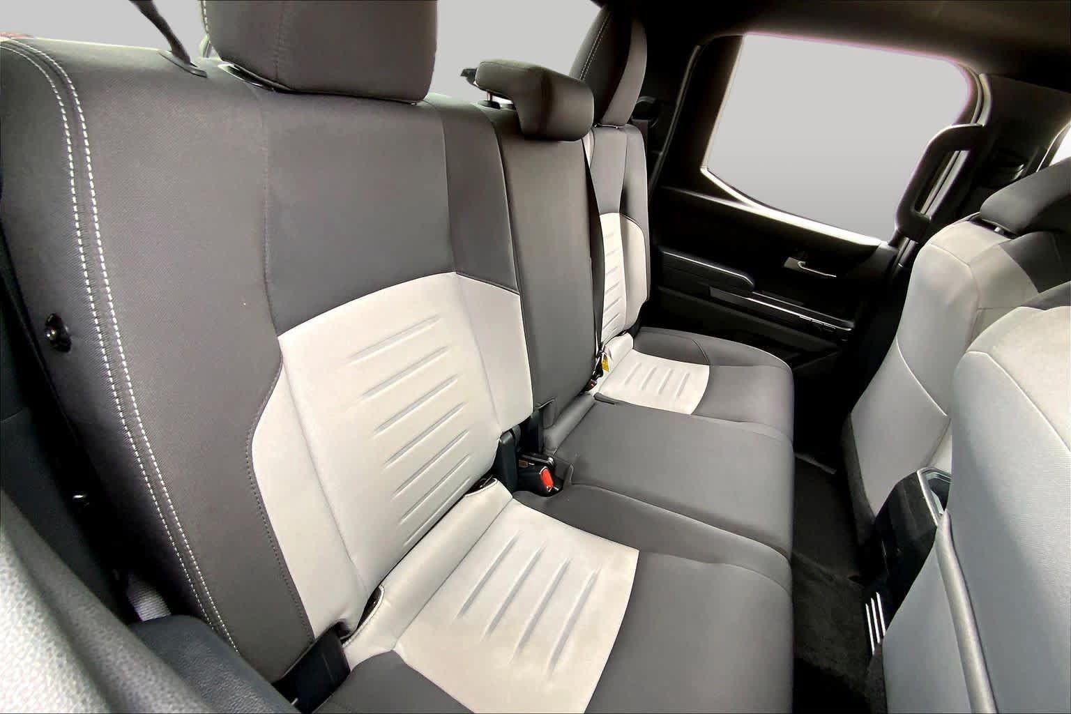 Used 2024 Toyota Tacoma TRD Sport RWD image 19