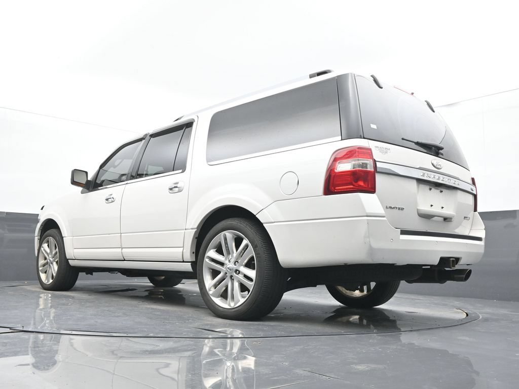 Used 2015 Ford Expedition EL Limited w/ Equipment Group 301A AWD/4WD image 28