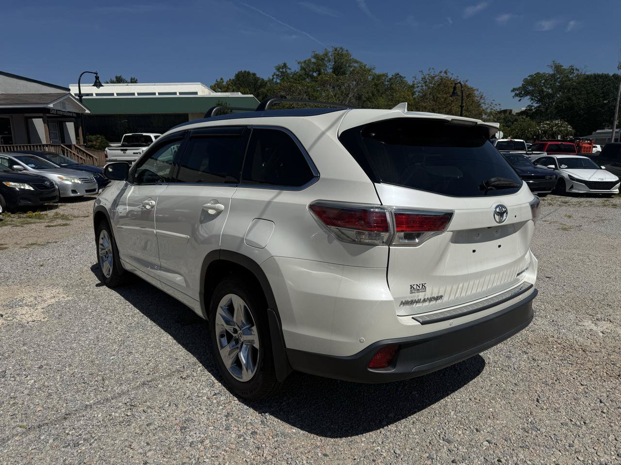 Used 2015 Toyota Highlander Limited AWD/4WD image 7