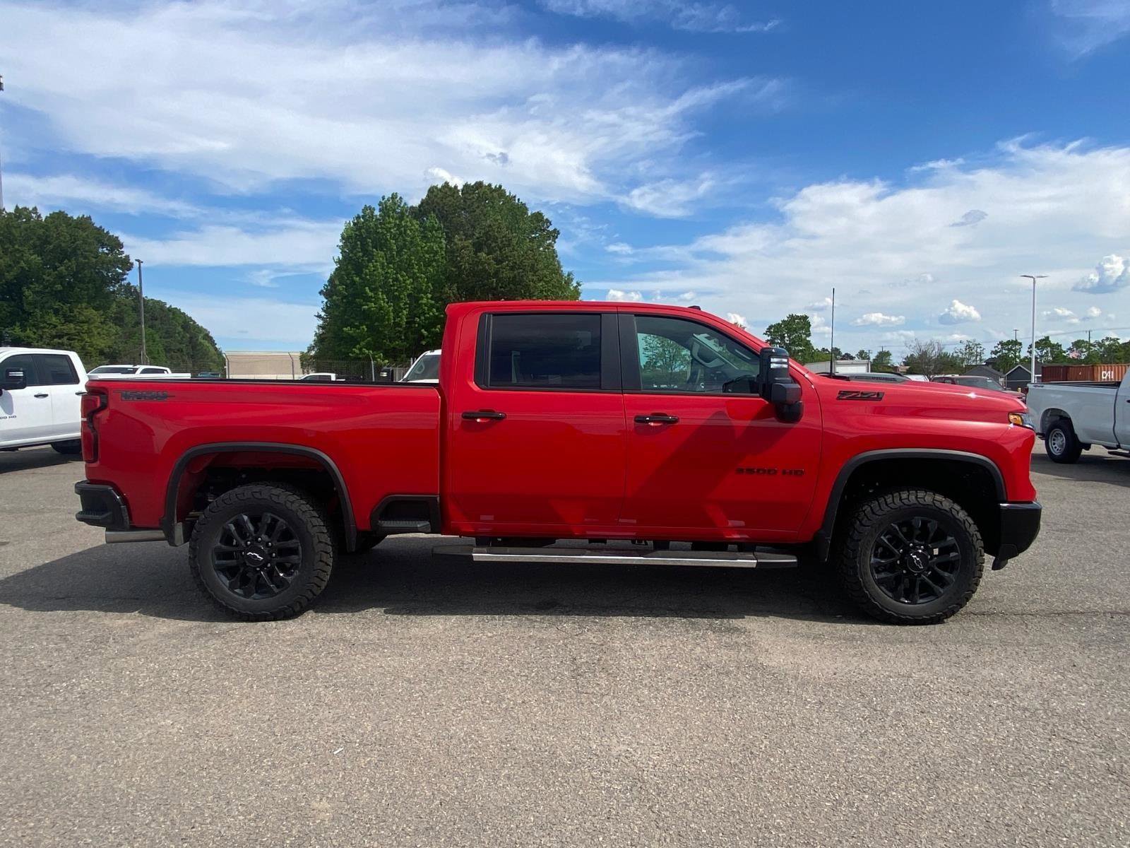 New 2026 Chevrolet Silverado 3500 LT w/ Trail Boss Package AWD/4WD image 2