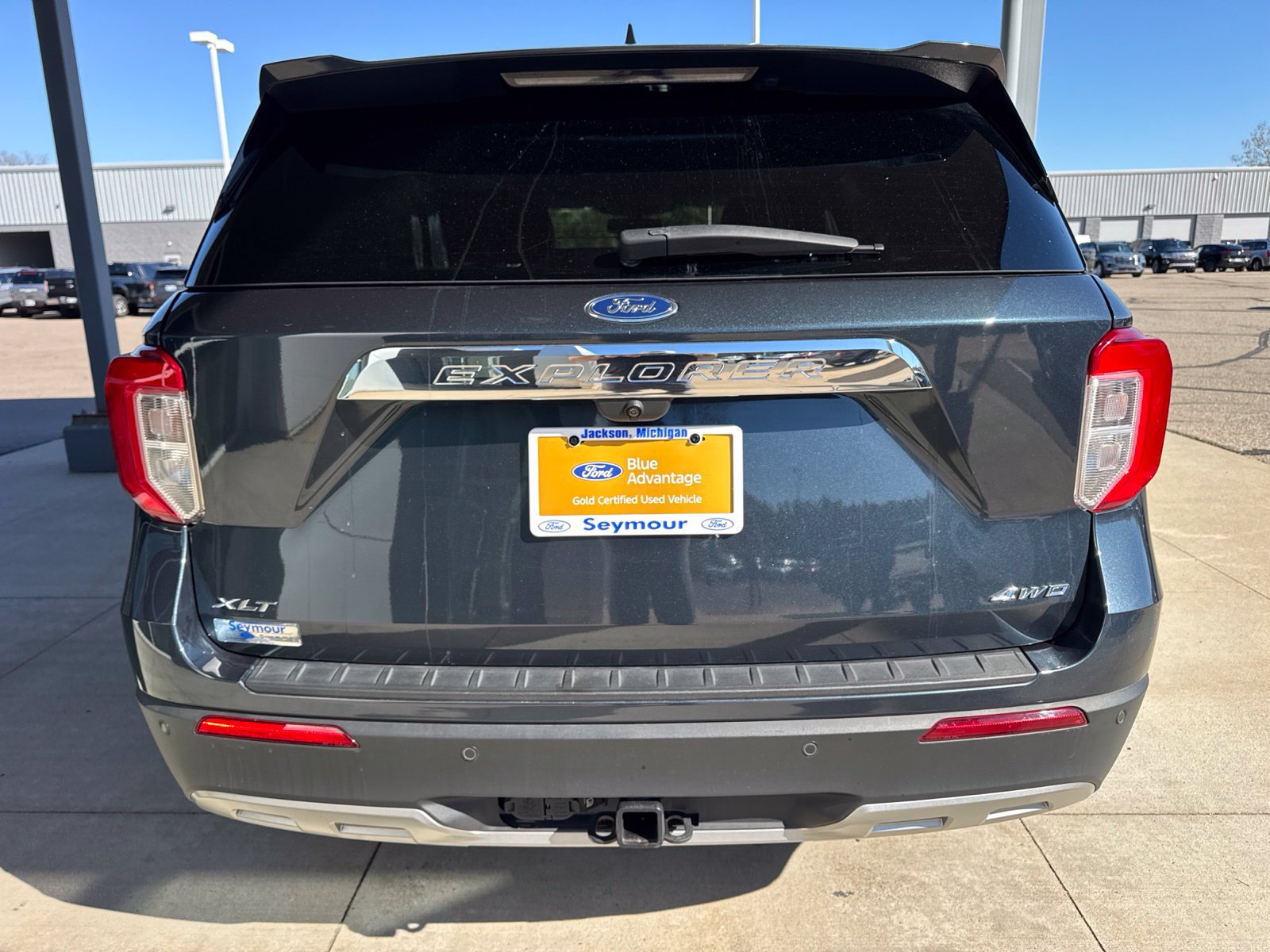 Certified 2023 Ford Explorer XLT w/ Equipment Group 202A AWD/4WD image 6