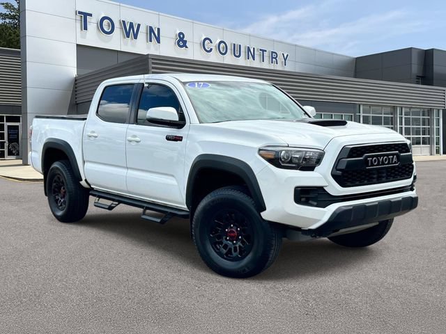 Used 2017 Toyota Tacoma TRD Pro AWD/4WD image 1