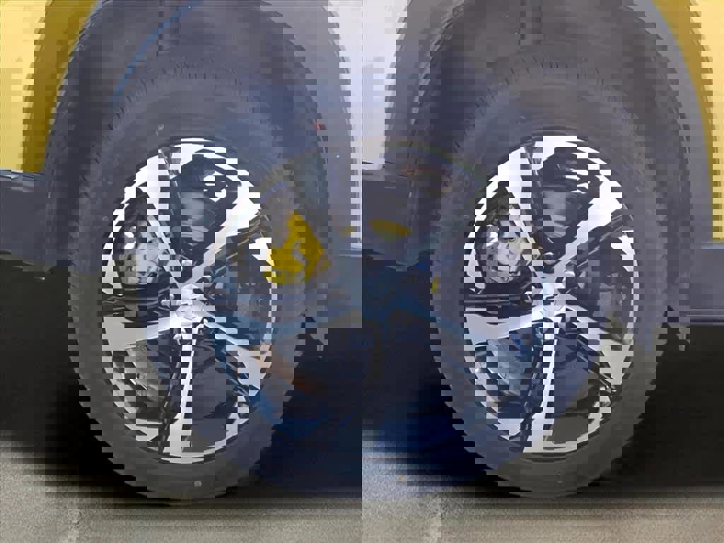 Used 2024 Chevrolet Trax RS image 6