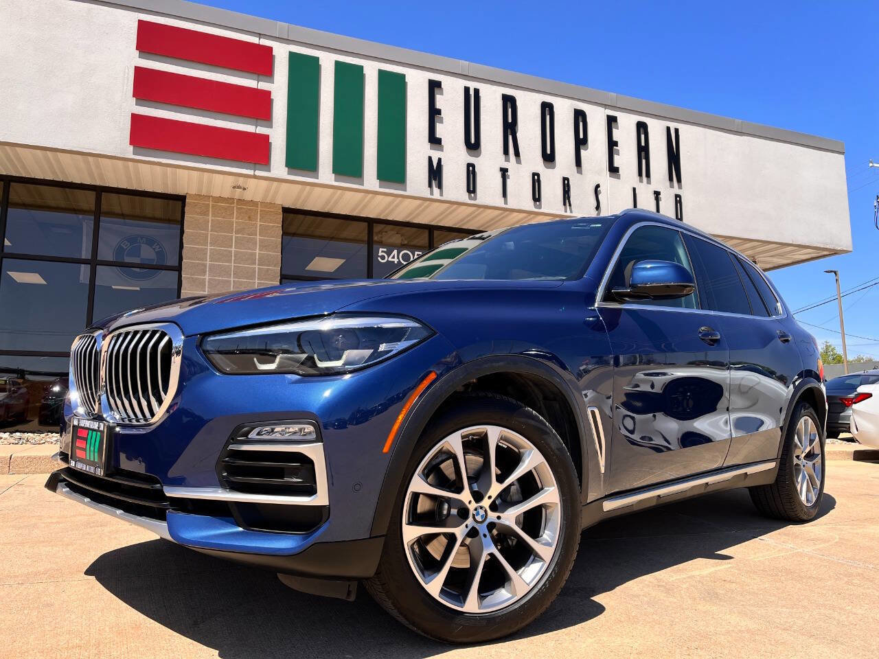 Used 2019 BMW X5 xDrive40i w/ Premium Package AWD/4WD image 1