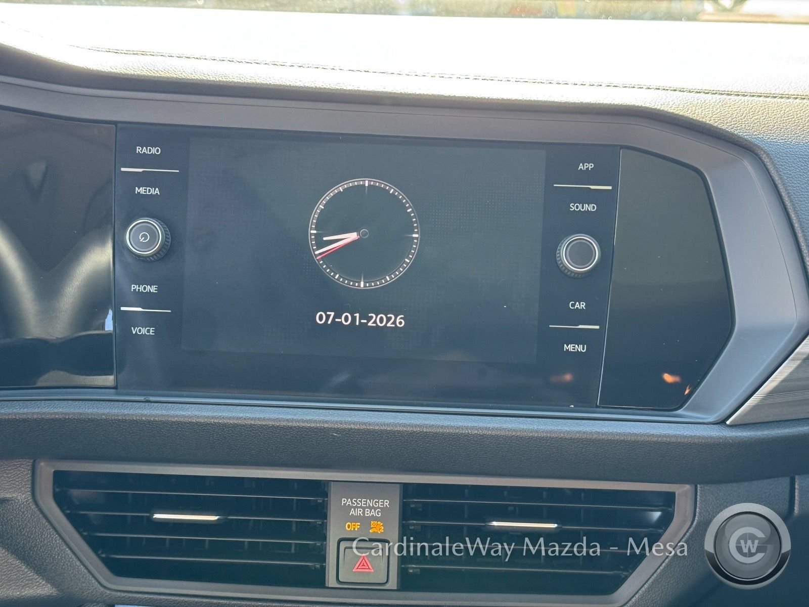Used 2020 Volkswagen Jetta SEL FWD image 23