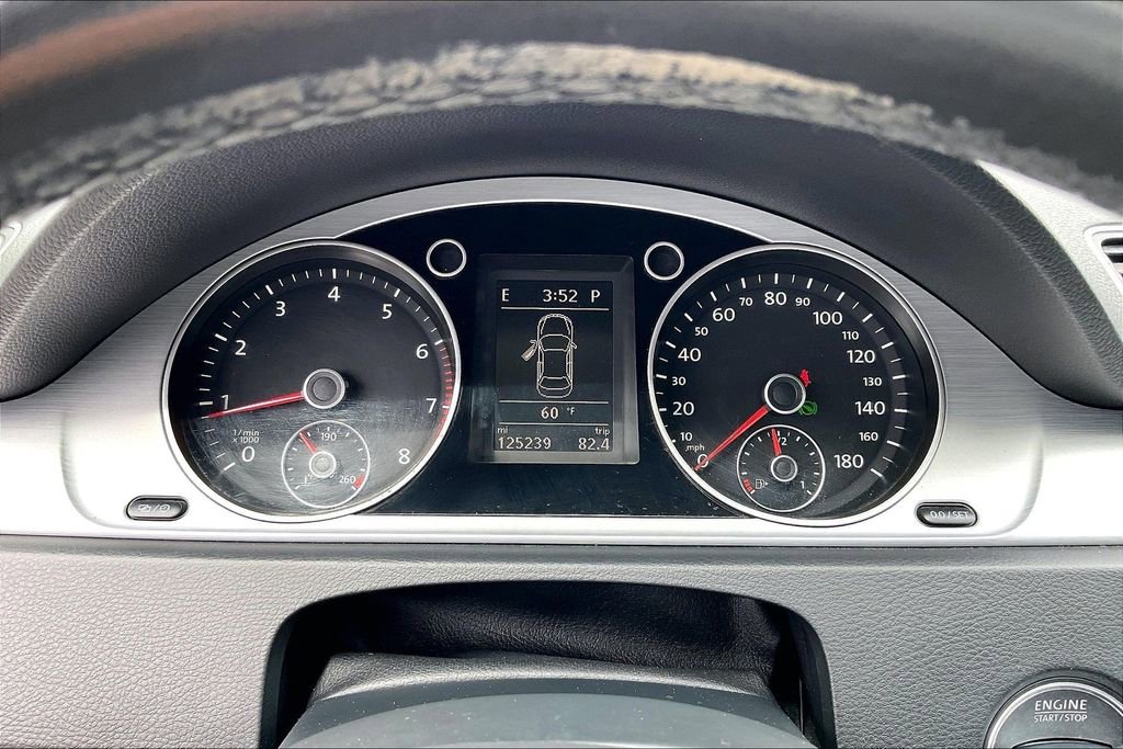 Used 2013 Volkswagen CC R-Line FWD image 29