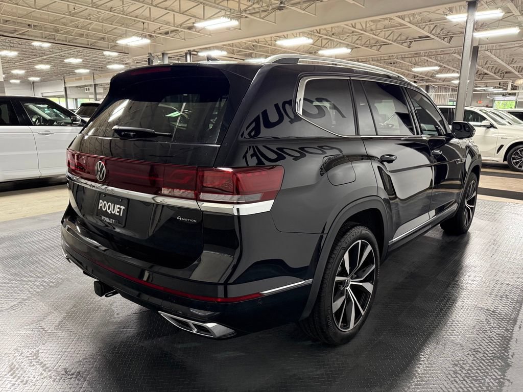 Used 2025 Volkswagen Atlas SEL Premium R-Line AWD/4WD image 4