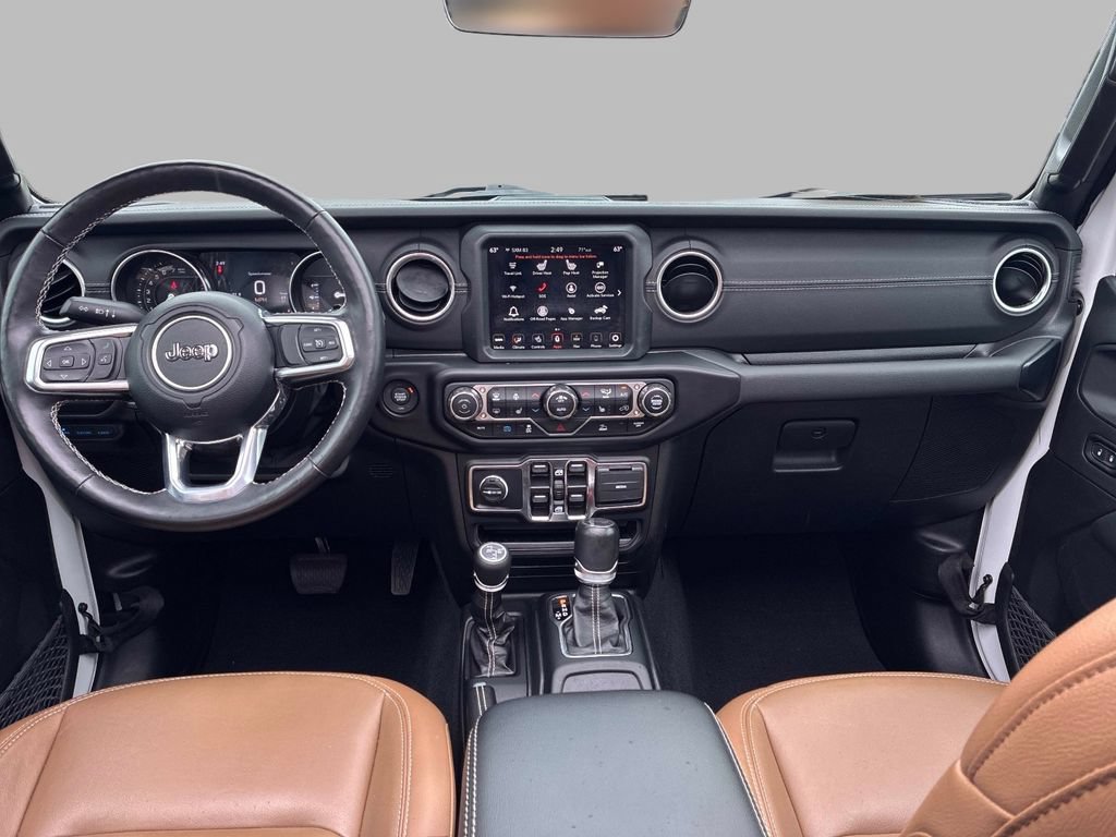 Used 2023 Jeep Wrangler Unlimited Sahara w/ Cold Weather Group AWD/4WD image 19