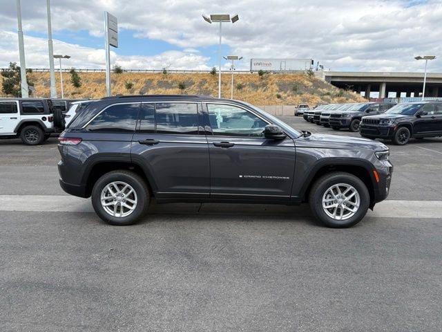 New 2026 Jeep Grand Cherokee 2WD image 8