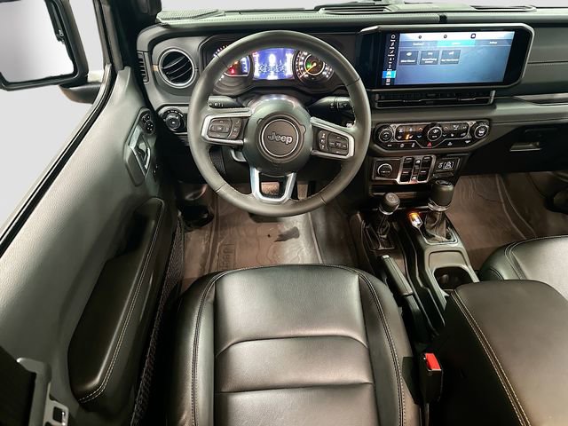 Used 2024 Jeep Wrangler Sahara w/ Technology Group image 23