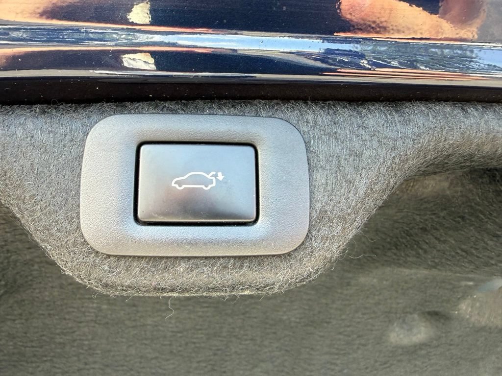 Used 2024 Lexus ES 350 w/ Premium Package FWD image 18