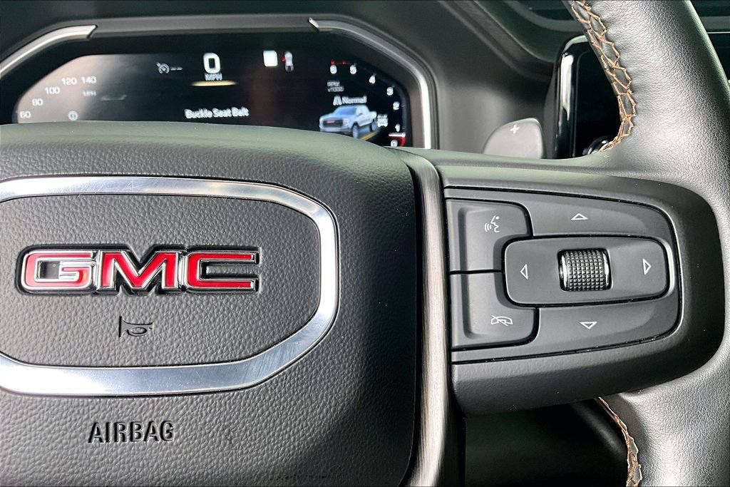 Used 2023 GMC Sierra 1500 AT4 w/ Technology Package AWD/4WD image 24
