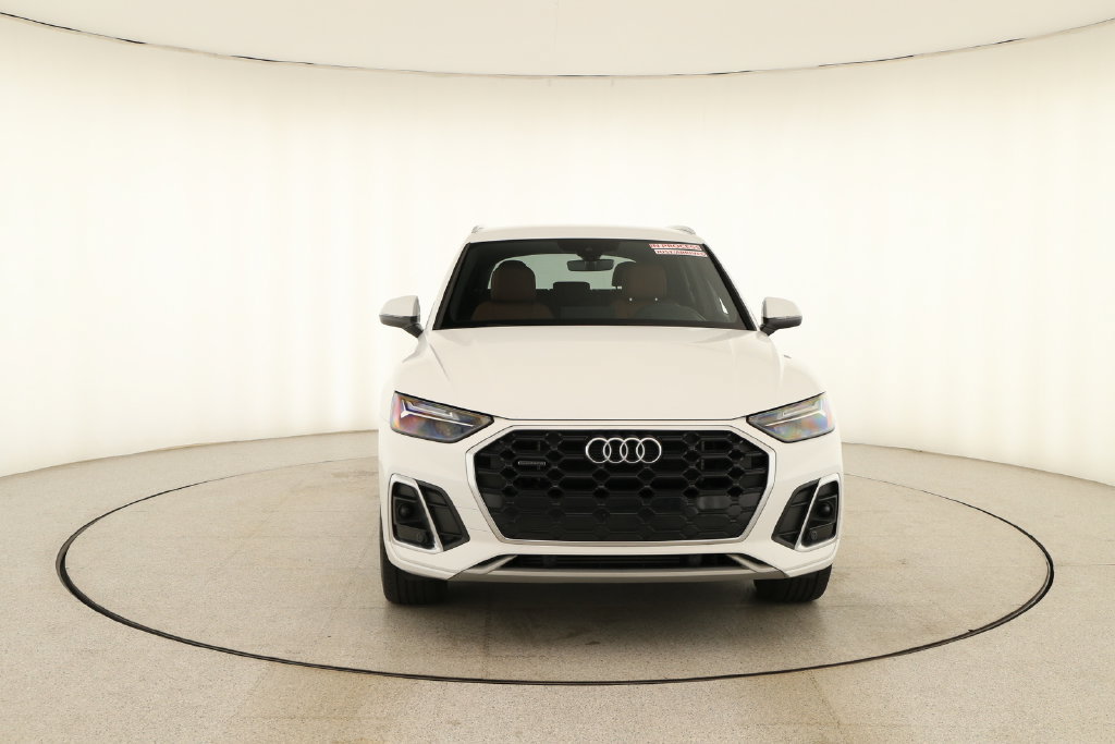 Certified 2024 Audi Q5 e Premium AWD/4WD image 11