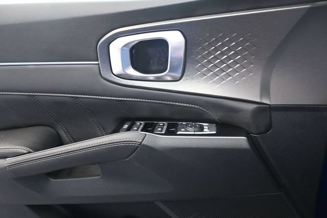 Used 2022 Kia Sorento SX FWD image 13