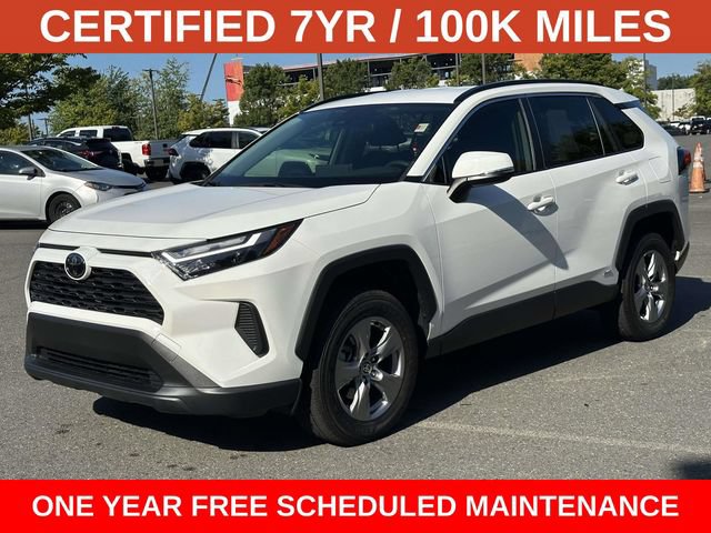 Used 2025 Toyota RAV4 XLE AWD/4WD image 5