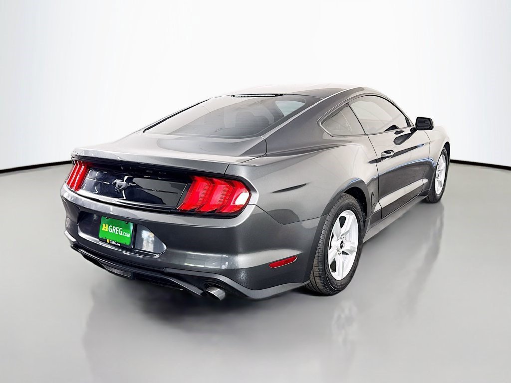 Used 2018 Ford Mustang Coupe RWD image 29