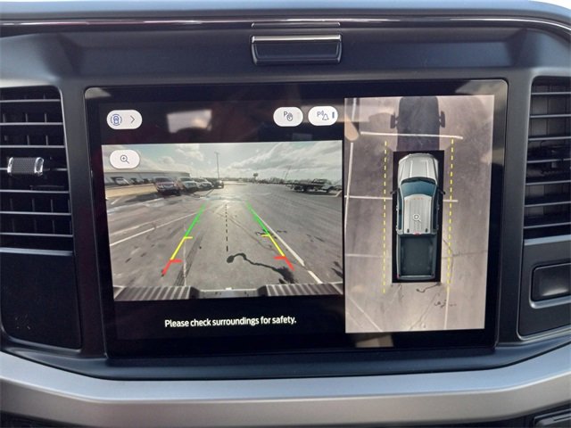 New 2025 Ford F350 XLT w/ Black Appearance Package image 15