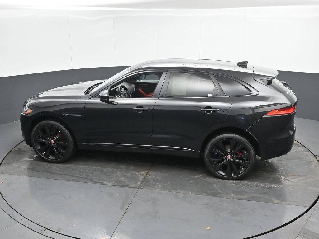 Used 2020 Jaguar F-PACE S image 36