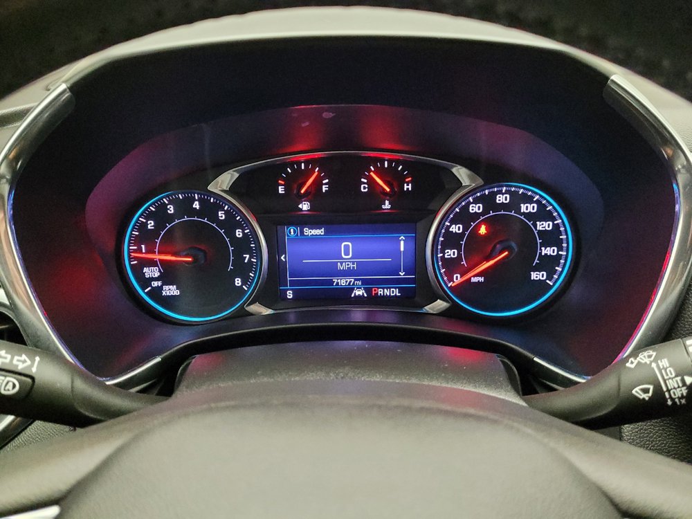 Used 2020 Chevrolet Equinox LT w/ Driver Convenience Package FWD image 23