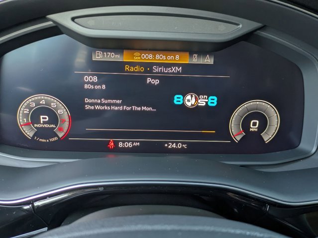 Used 2019 Audi Q8 Premium Plus w/ Premium Plus AWD/4WD image 11