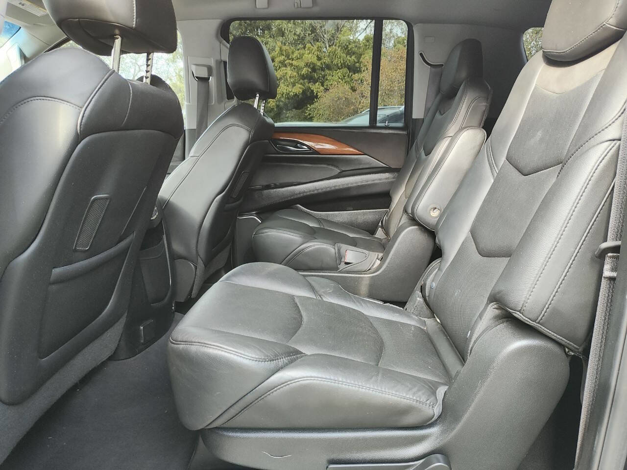 Used 2016 Cadillac Escalade ESV 2WD image 29
